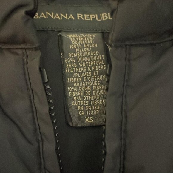 Banana Republic Black/Navy Puffer Vest XS Sleeveless Quilted Zip Up Winter Warm - Picture 3 of 6